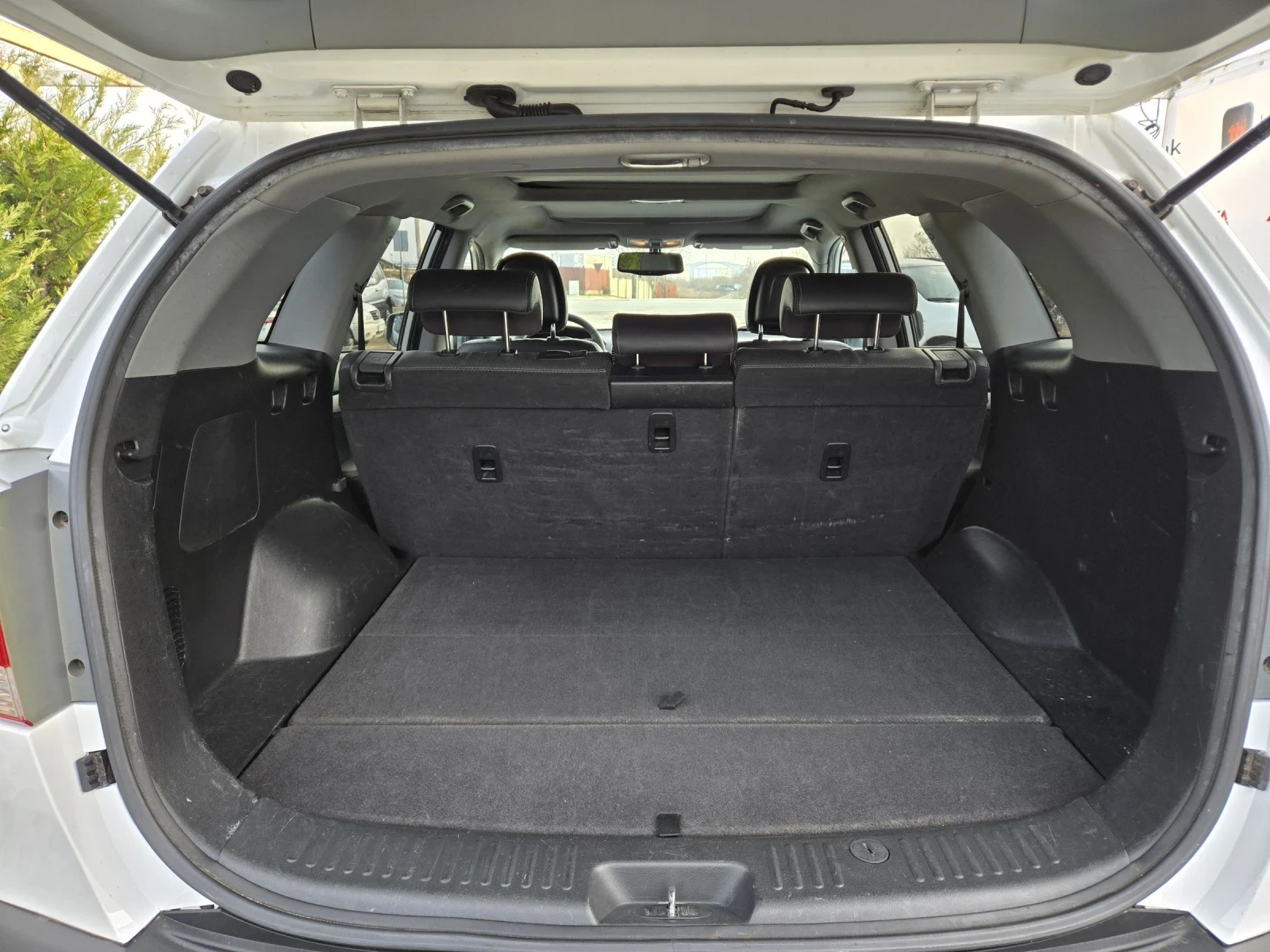 Kia Sorento 2.2CRDI-197кс= АВТОМАТ= 4Х4= KEYLESS= PANORAMA - изображение 10