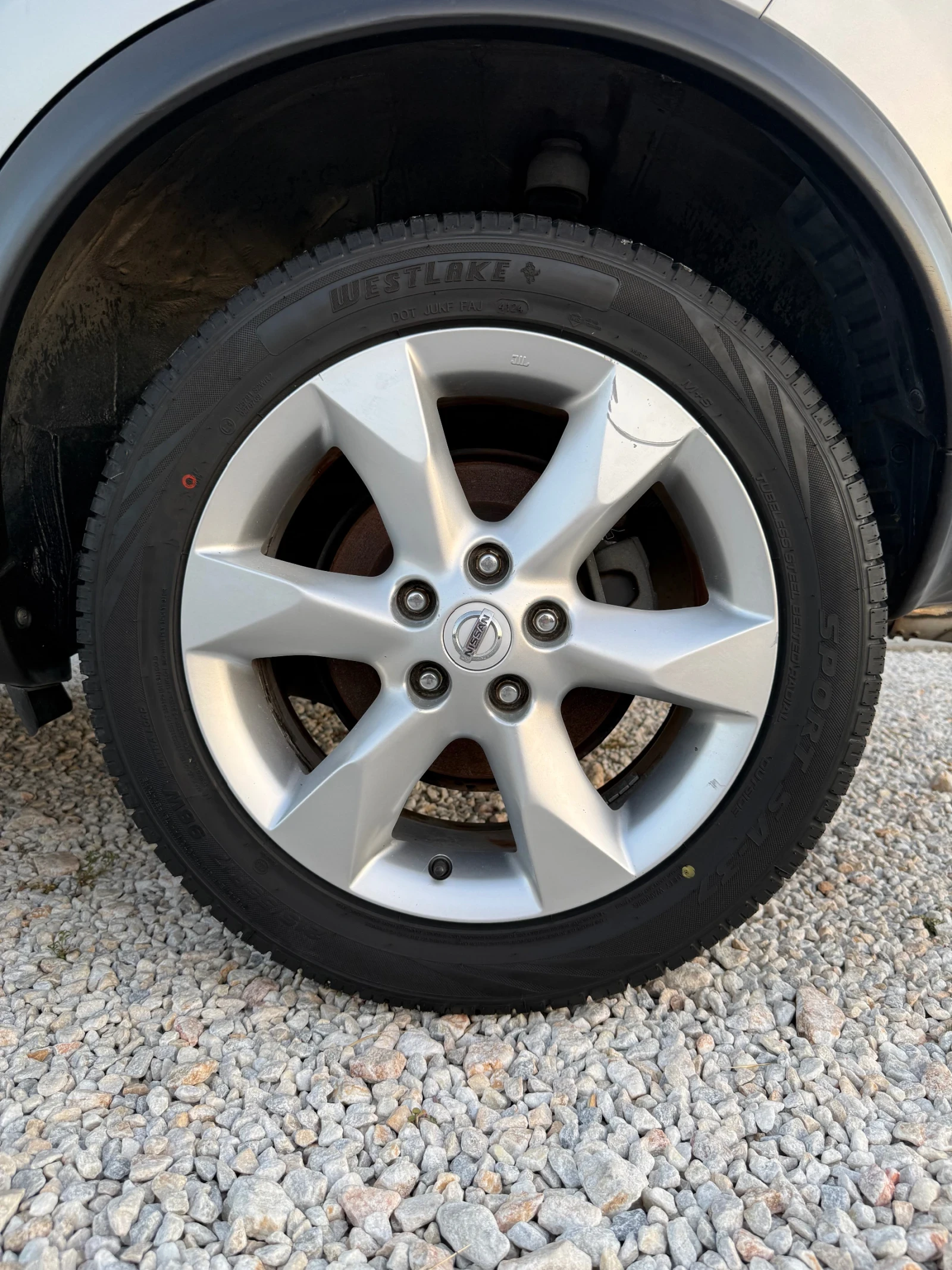 Nissan Juke 1.5 DCi, снимка 16 - Автомобили и джипове - 55539245