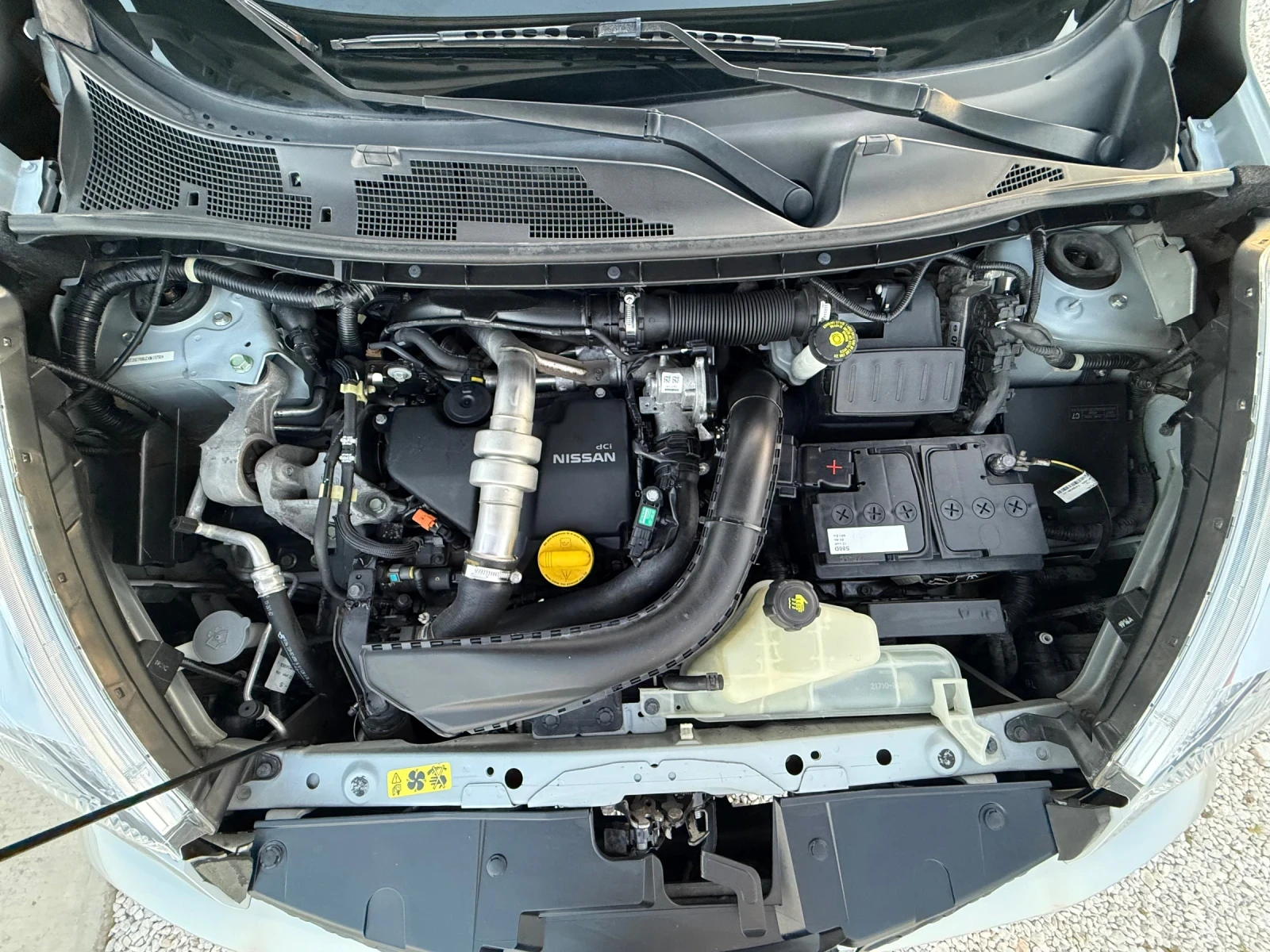 Nissan Juke 1.5 DCi, снимка 15 - Автомобили и джипове - 55539245
