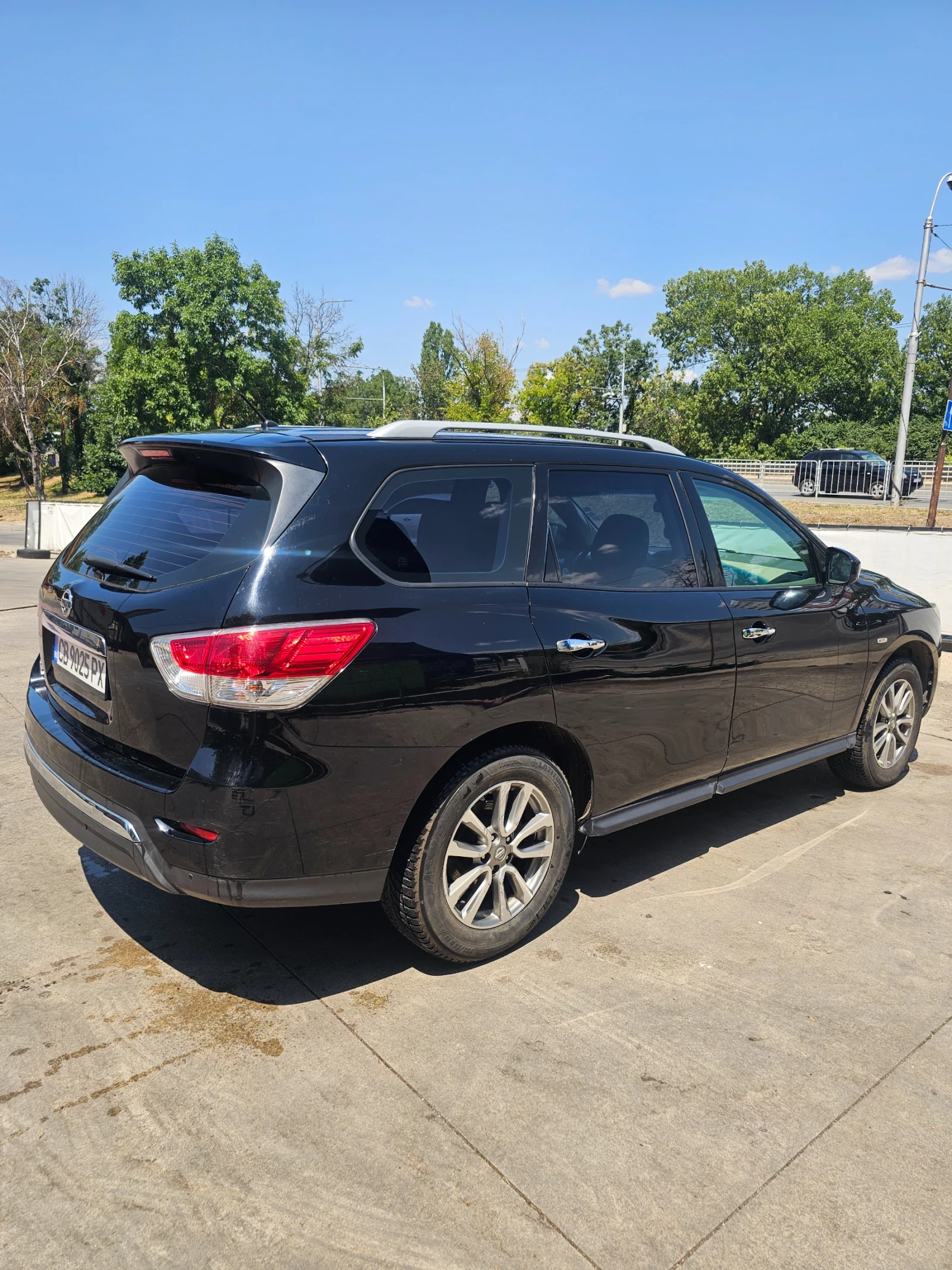 Nissan Pathfinder, снимка 7 - Автомобили и джипове - 55558989