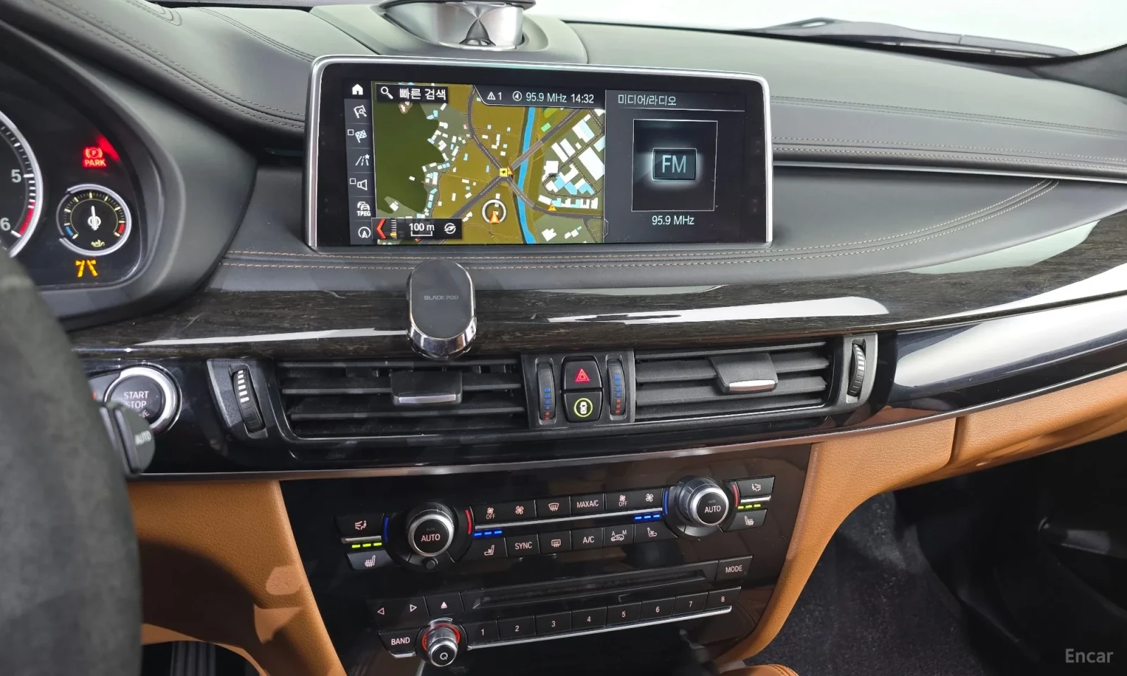BMW X6 М-ПАКЕТ\КАФЯВ САЛОН\КАМЕРА 360, снимка 14 - Автомобили и джипове - 55571964