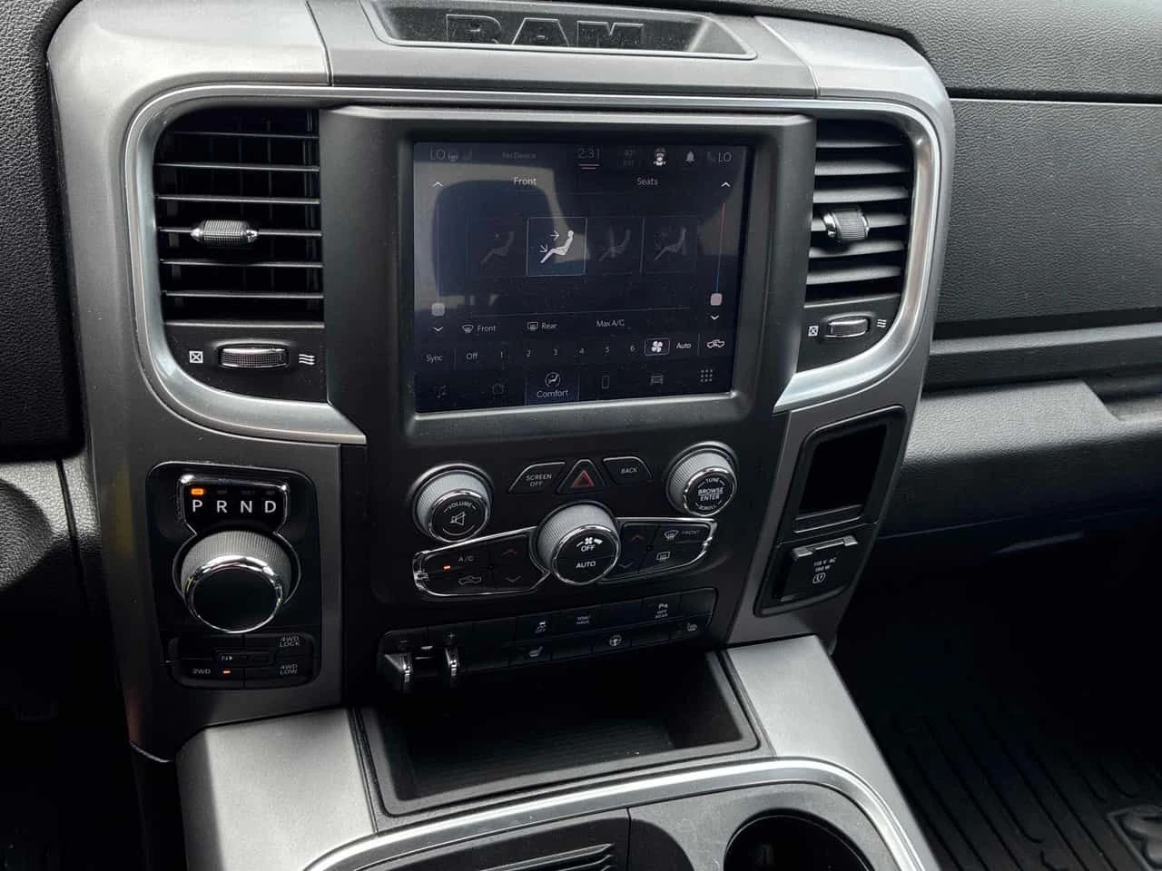 Dodge RAM 1500 * Express * АВТОКРЕДИТ БЕЗ ПЪРВОНАЧАЛНА ВНОСКА, снимка 8 - Автомобили и джипове - 55642202