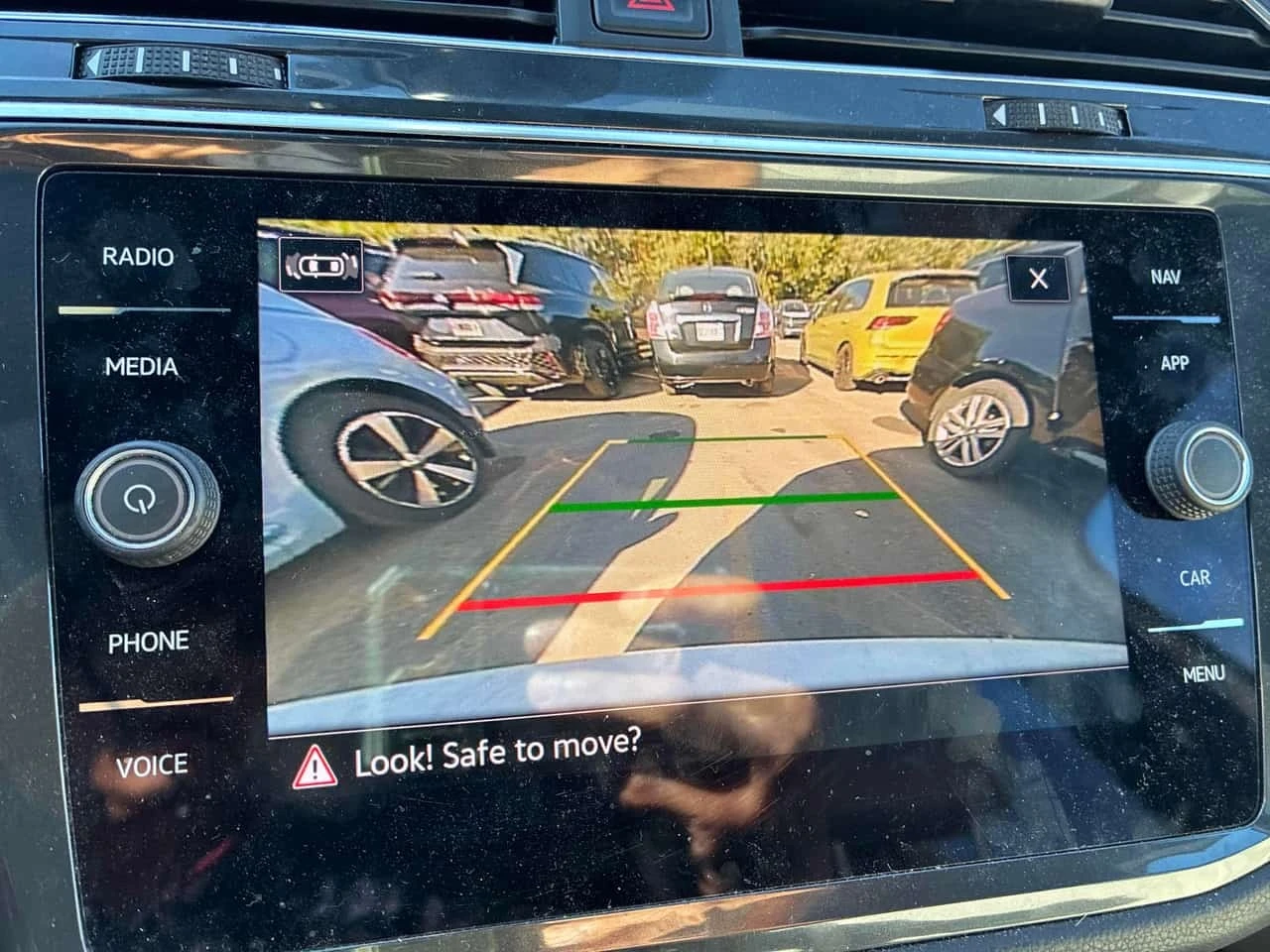 VW Tiguan Highline R Line/360/Dis/Fender/��������� | Mobile.bg � ����������� 14