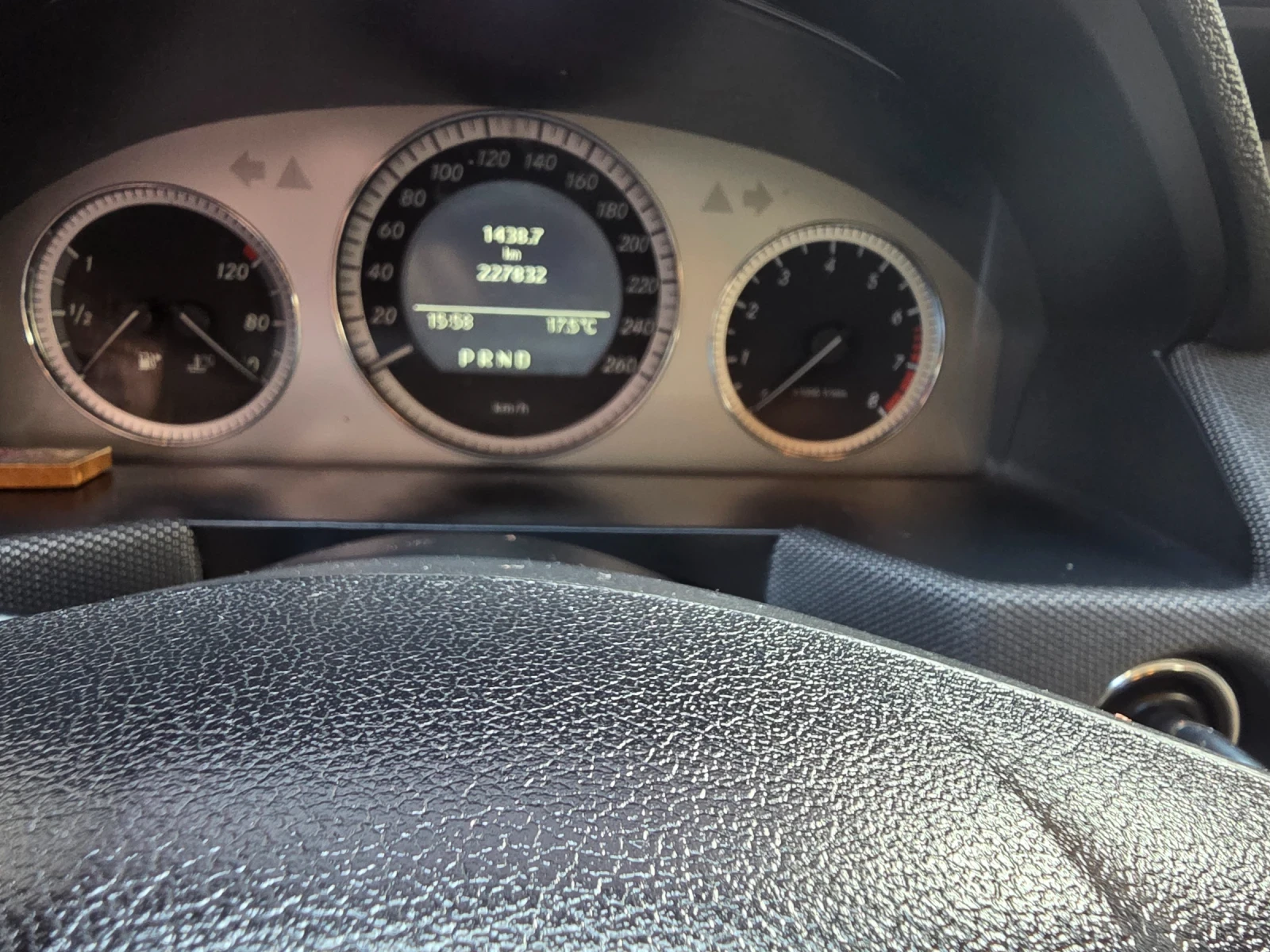 Mercedes-Benz GLK 280, снимка 8 - Автомобили и джипове - 56391379