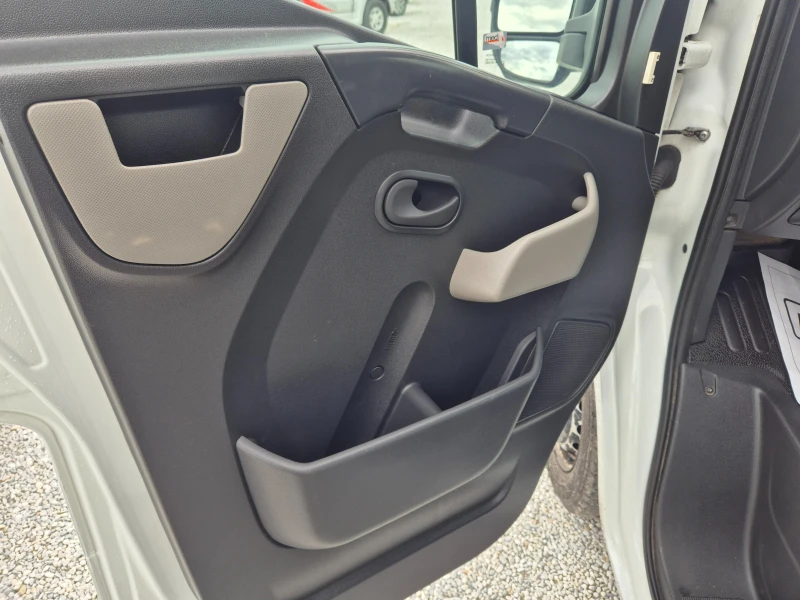 Opel Movano, снимка 11 - Бусове и автобуси - 52003184