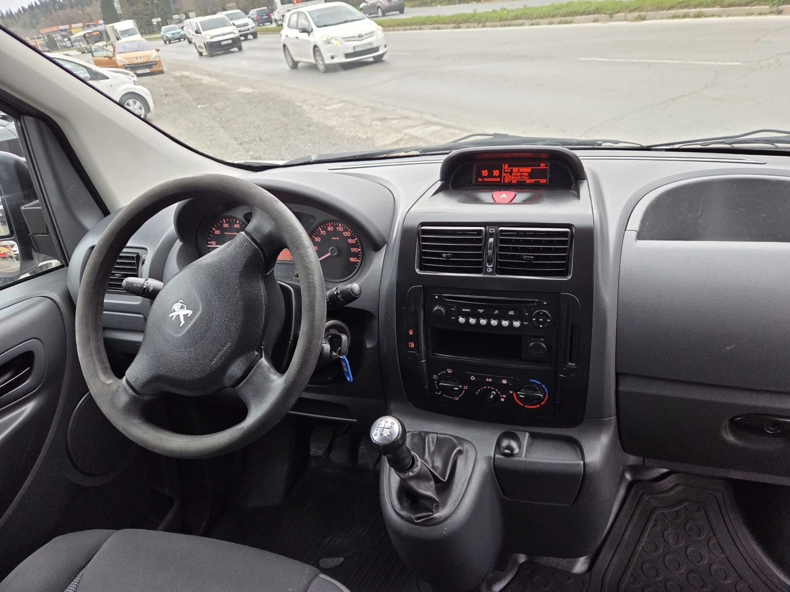 Peugeot Expert 1, 6 hdi 90 hp, снимка 12 - Бусове и автобуси - 53923291