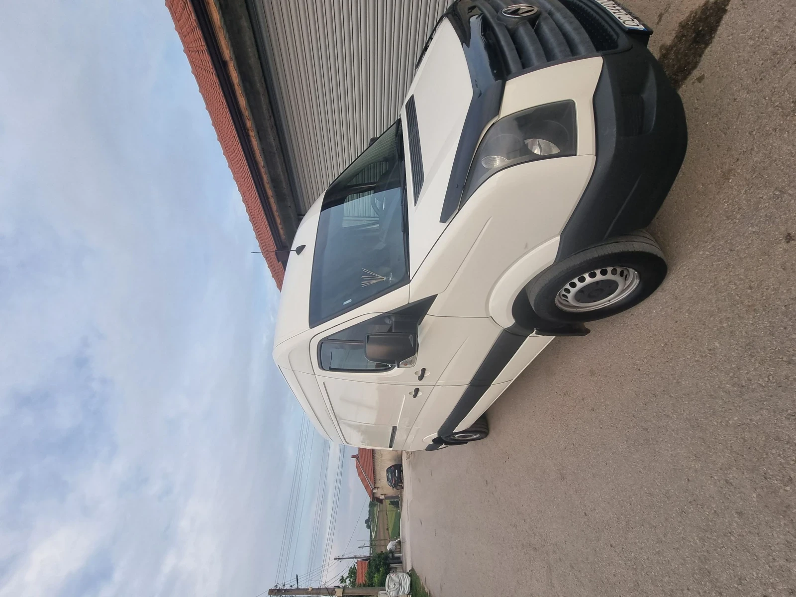 VW Crafter, снимка 2 - Бусове и автобуси - 54803835