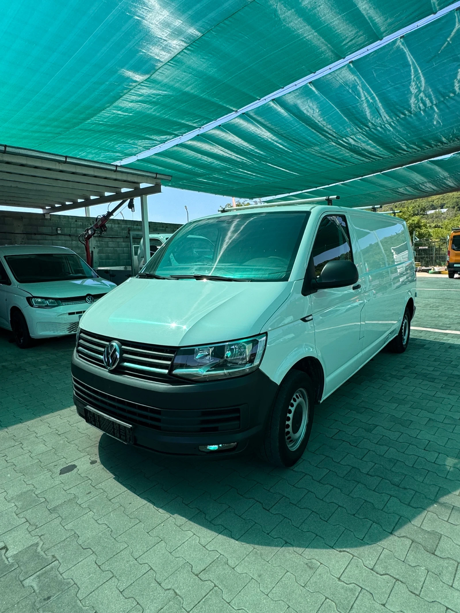 VW Transporter АВТОМАТИК ДЪЛГА БАЗА- L2H1 