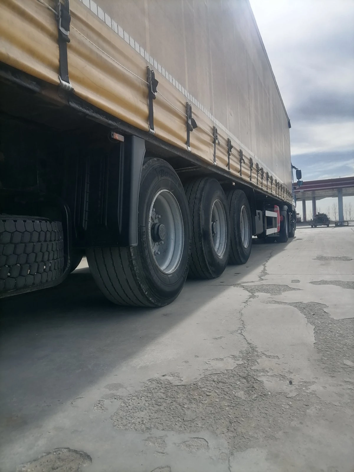  Krone | Mobile.bg   10