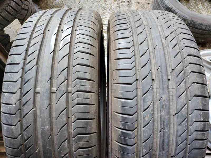 Гуми Летни 225/45R19, снимка 1 - Гуми и джанти - 36665000