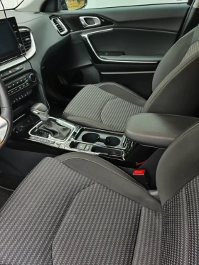 Kia XCeed 1.6 GDI plug in hybrid , снимка 4