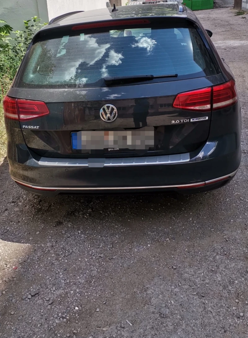 VW Passat, снимка 5 - Автомобили и джипове - 47455601