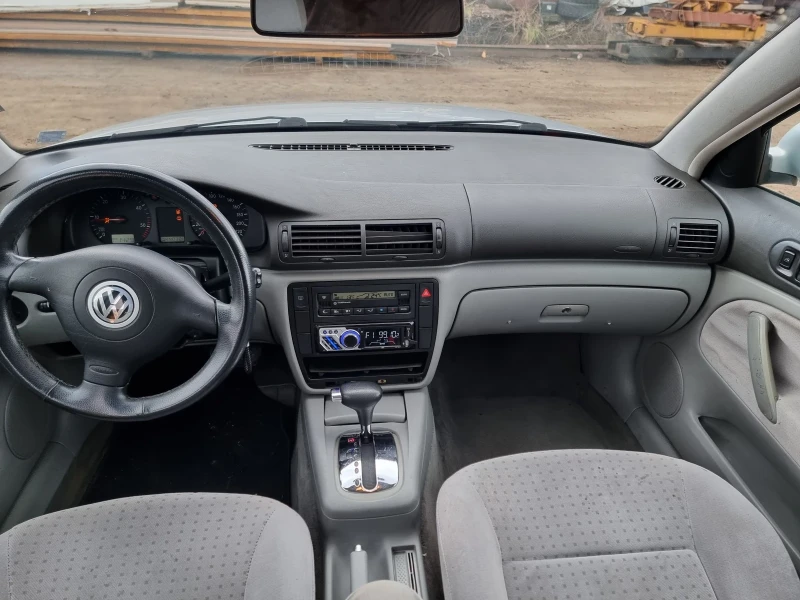 VW Passat 1.9tdi 110ks, снимка 3 - Автомобили и джипове - 48667256