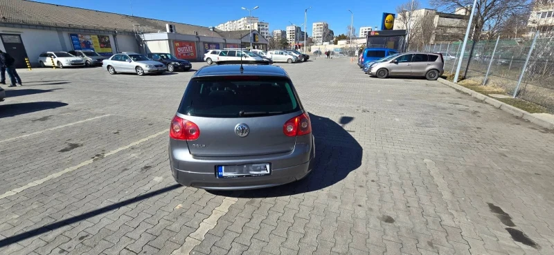 VW Golf 2000 TDI, снимка 3 - Автомобили и джипове - 49404471