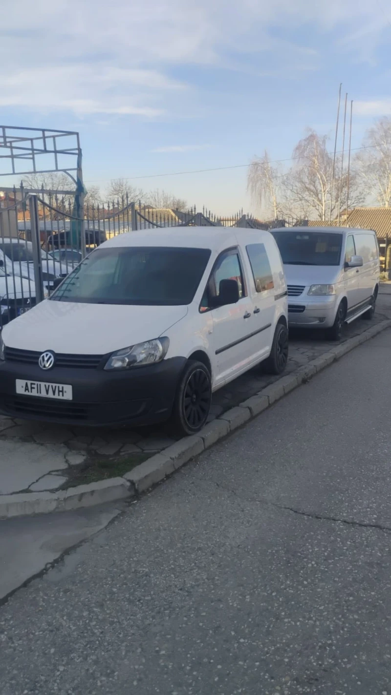 VW Caddy 1.6 Diesel , снимка 2 - Автомобили и джипове - 49514432