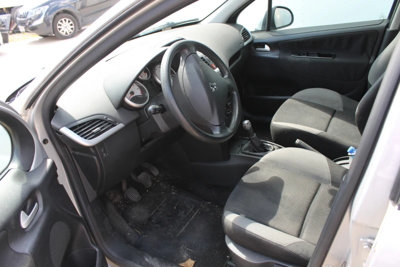 Peugeot 207 ИТАЛИЯ, НА ЧАСТИ, НОВ ВНОС, ГАЗ, снимка 7 - Автомобили и джипове - 50109597