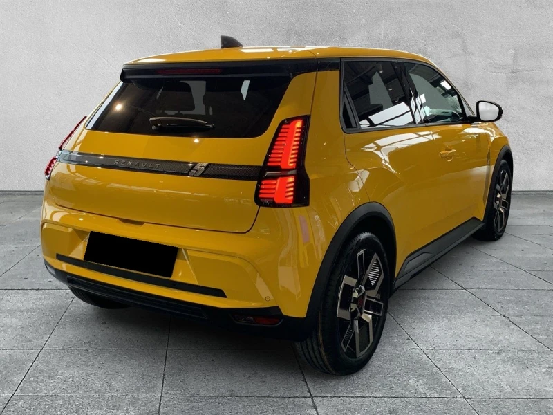 Renault 5 * DISTRONIC* LED* CARPLAY* CAM* CCS* , снимка 4 - Автомобили и джипове - 50315297