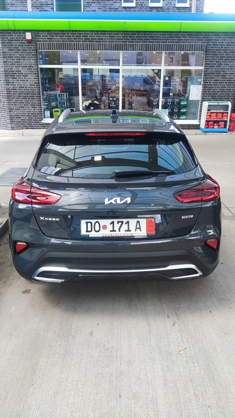 Kia XCeed 1.6 GDI plug in hybrid , снимка 13 - Автомобили и джипове - 52664280