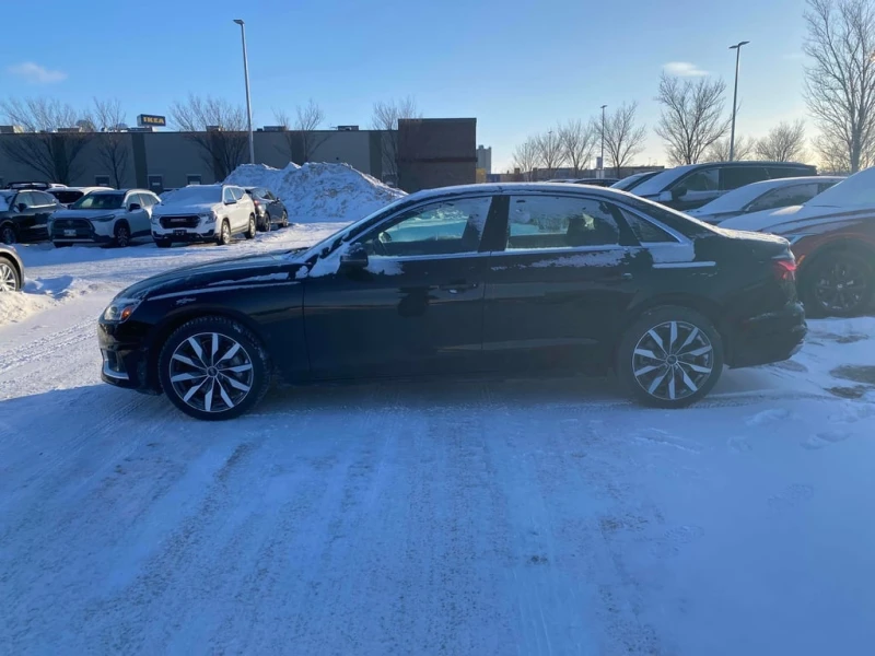 Audi A4 * Komfort * CARFAX * Quattro AWD * , снимка 2 - Автомобили и джипове - 53251730