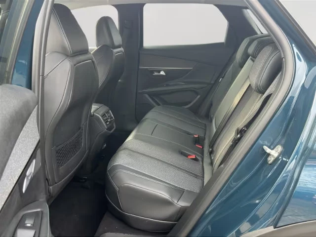 Peugeot 3008 1.6PHEV/224HP/ALLURE/360/LED/NAVI/KLESS/DIGI/880g, снимка 15 - Автомобили и джипове - 53726205