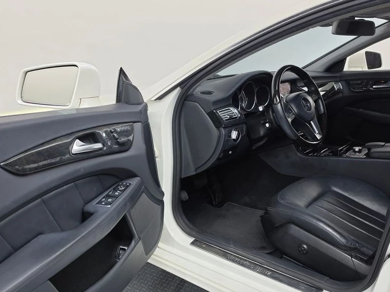 Mercedes-Benz CLS 350 3.5 276 952 Automatic, снимка 10 - Автомобили и джипове - 55885575