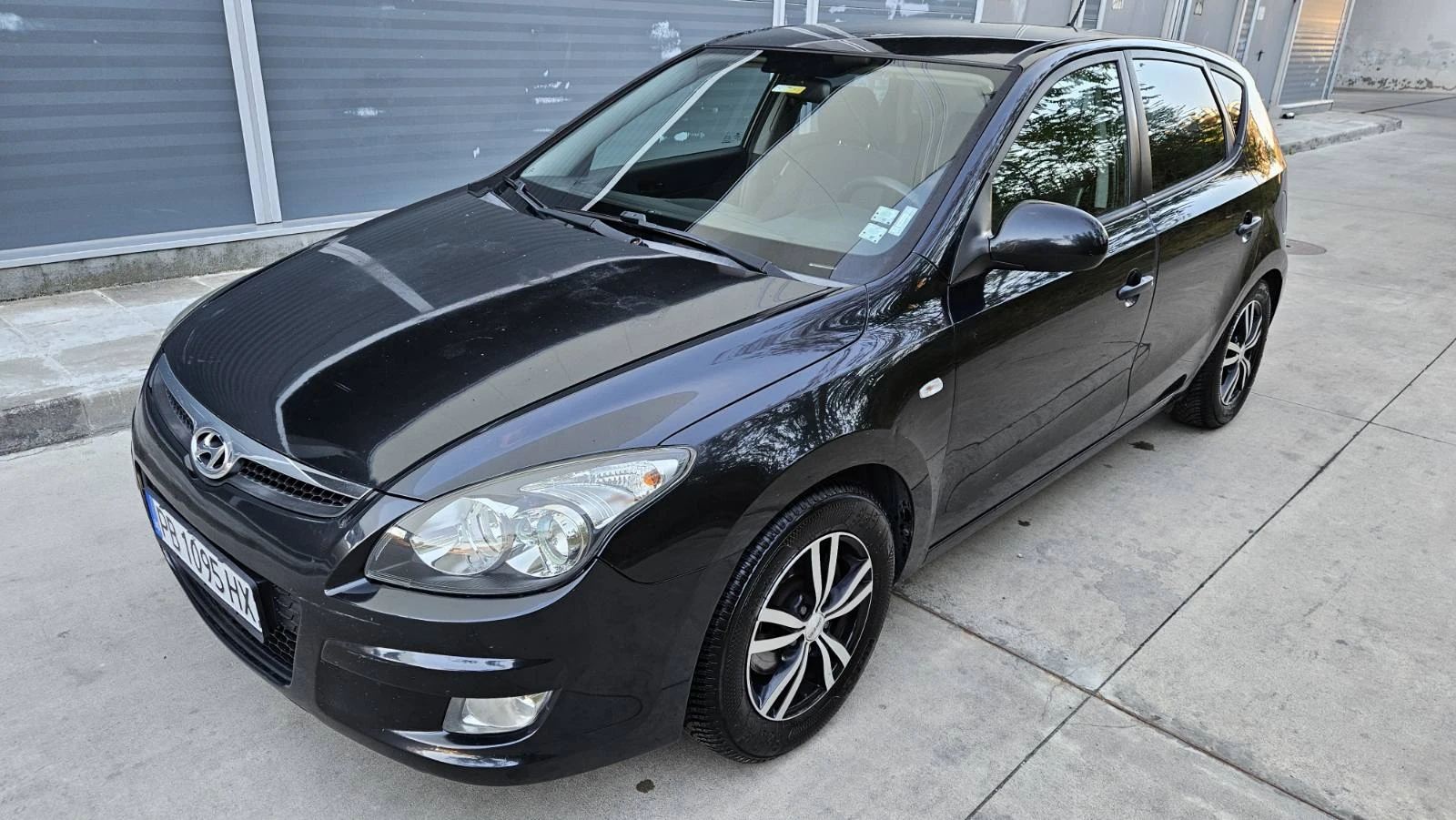 Hyundai I30 1.4i LPG - [1] 