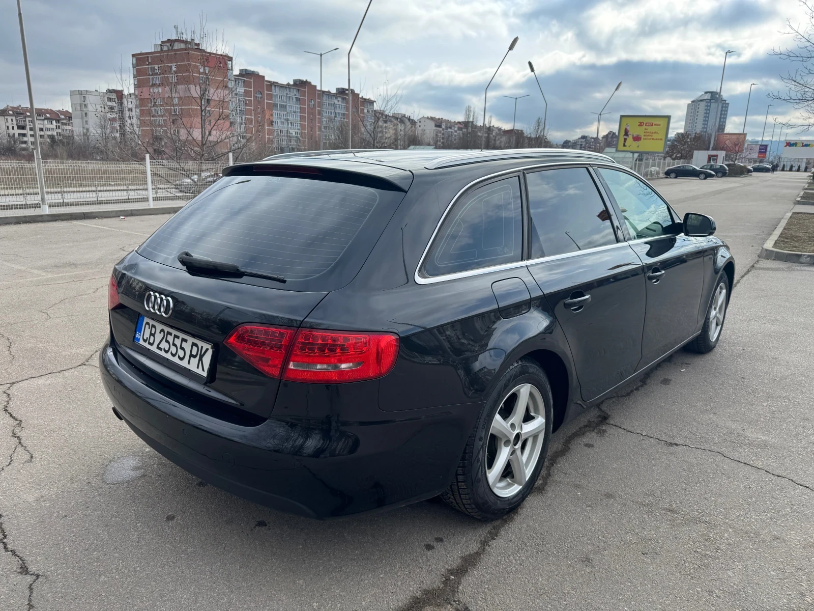 Audi A4 * НАПЪЛНО ОБСЛУЖЕНА*  - изображение 5