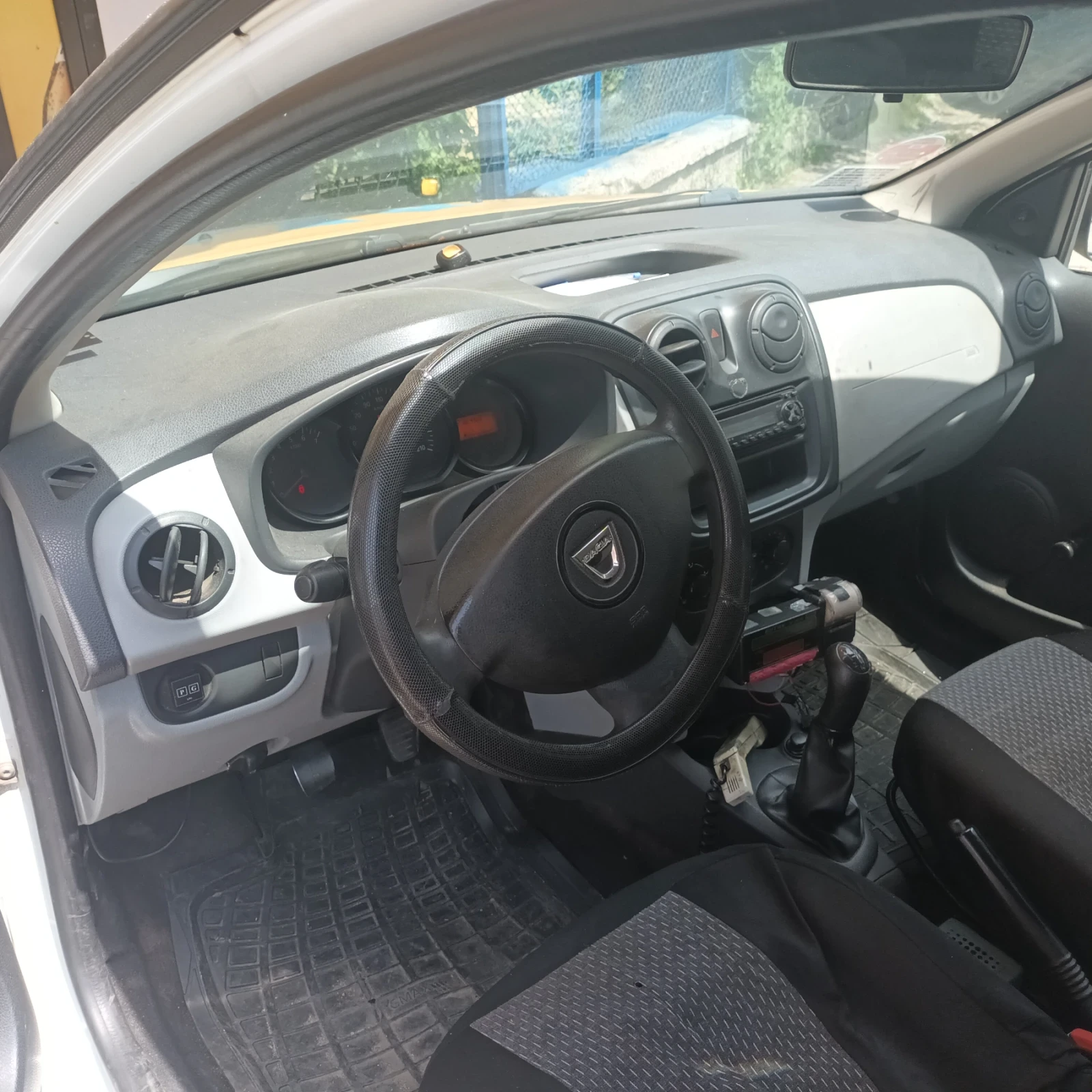 Dacia Logan  - изображение 5