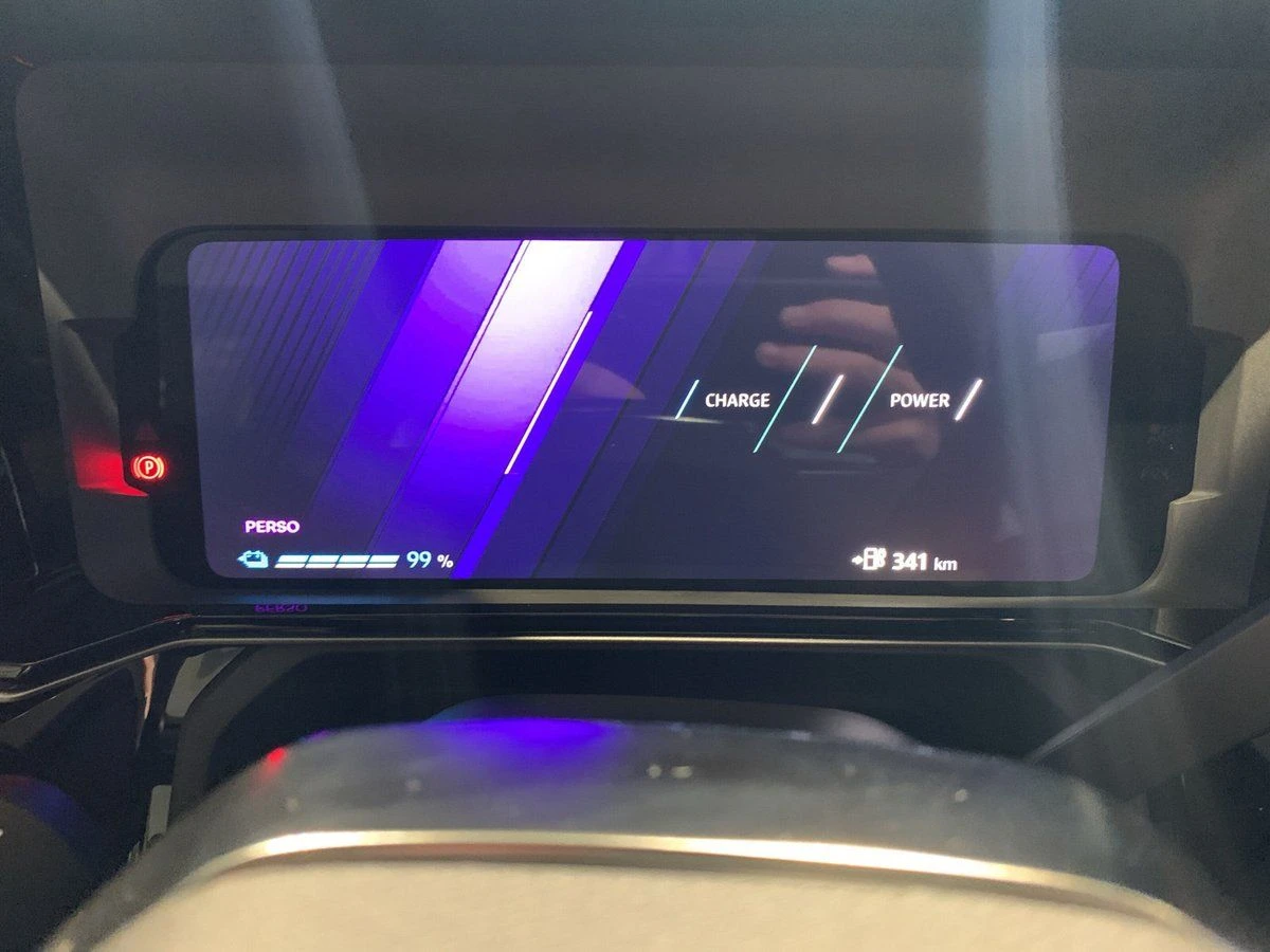 Renault 5 * DISTRONIC* LED* CARPLAY* CAM* CCS*  | Mobile.bg   11