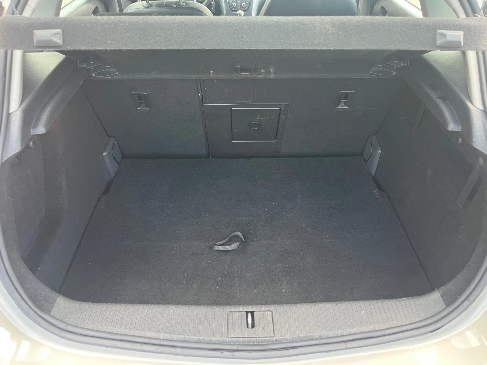 Opel Astra 1.6T - Automatic - 123420км - SWISS  | Mobile.bg — изображение 12