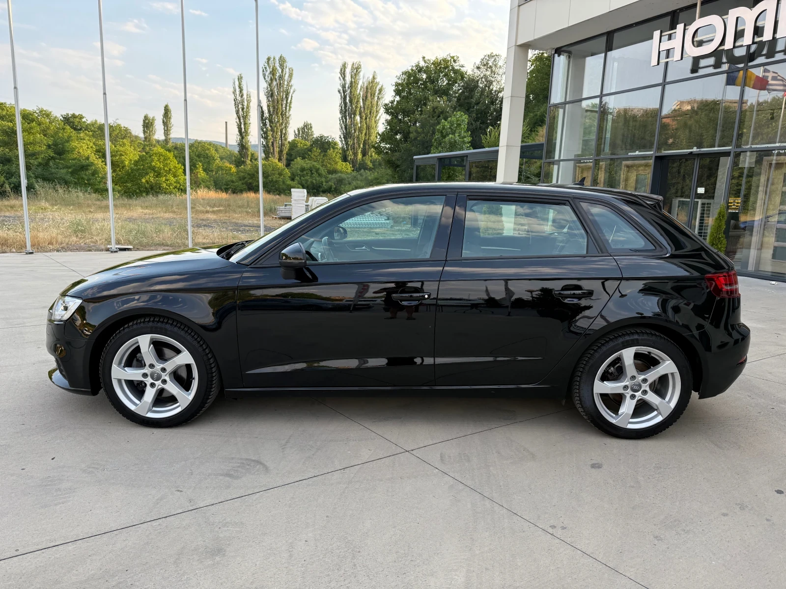 Audi A3  - изображение 3