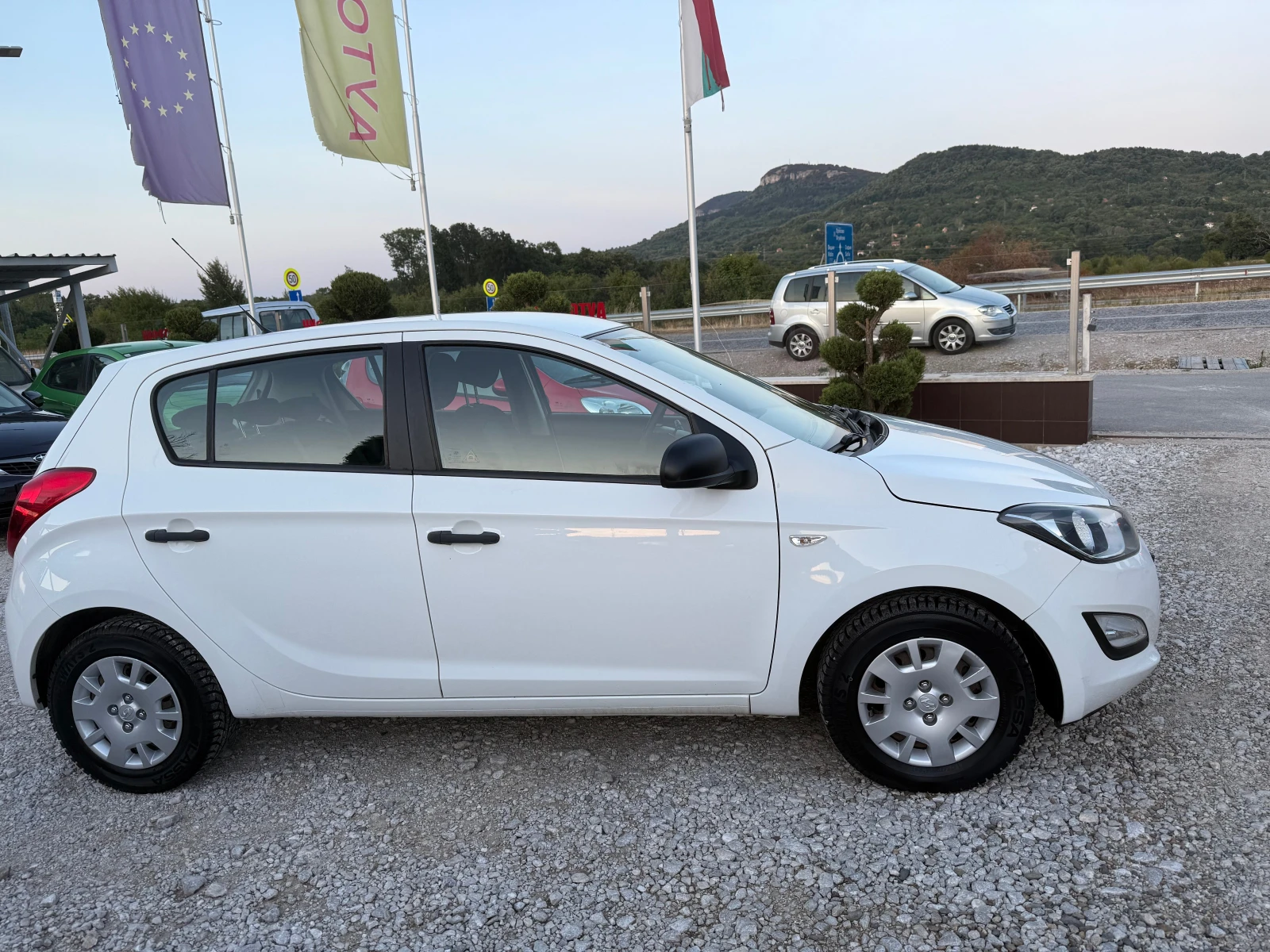 Hyundai I20 1, 25 I НОВ ВНОС !! КЛИМАТИК !! - изображение 2