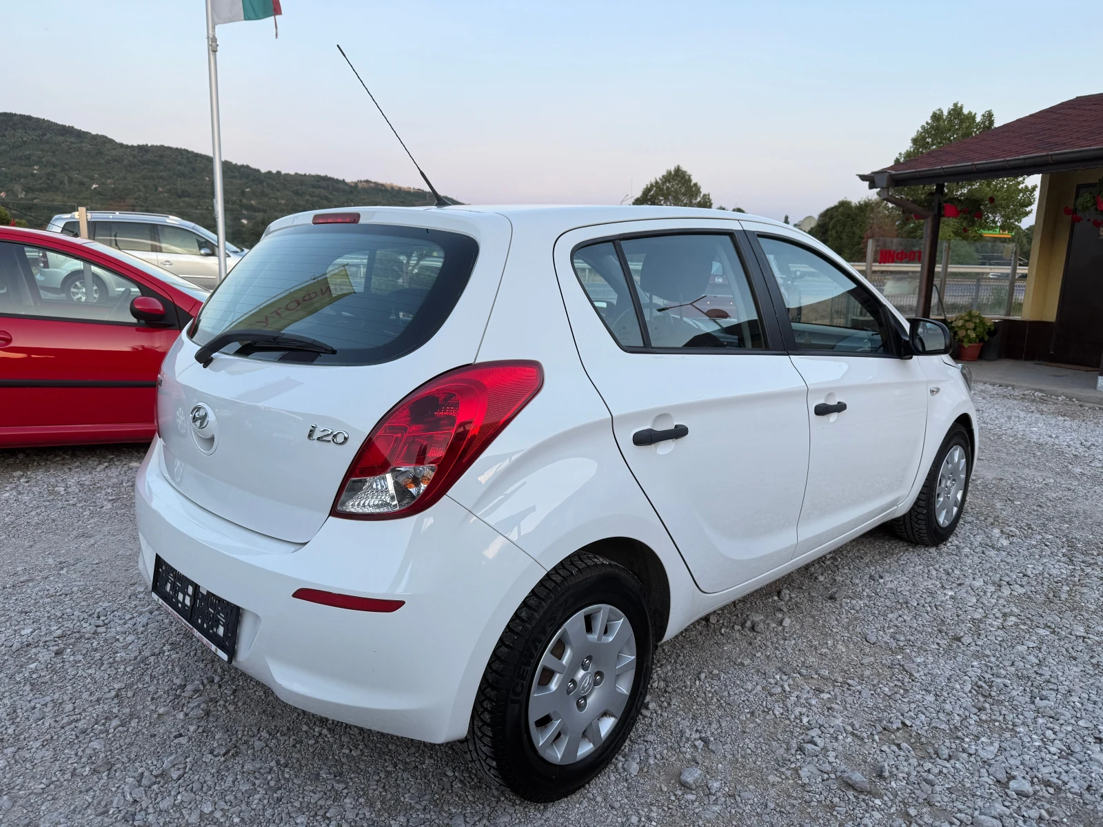 Hyundai I20 1, 25 I НОВ ВНОС !! КЛИМАТИК !! - изображение 3