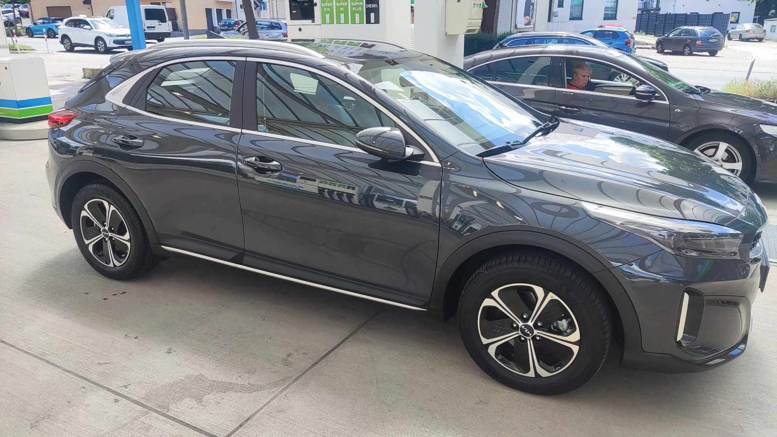 Kia XCeed 1.6 GDI plug in hybrid  | Mobile.bg   16