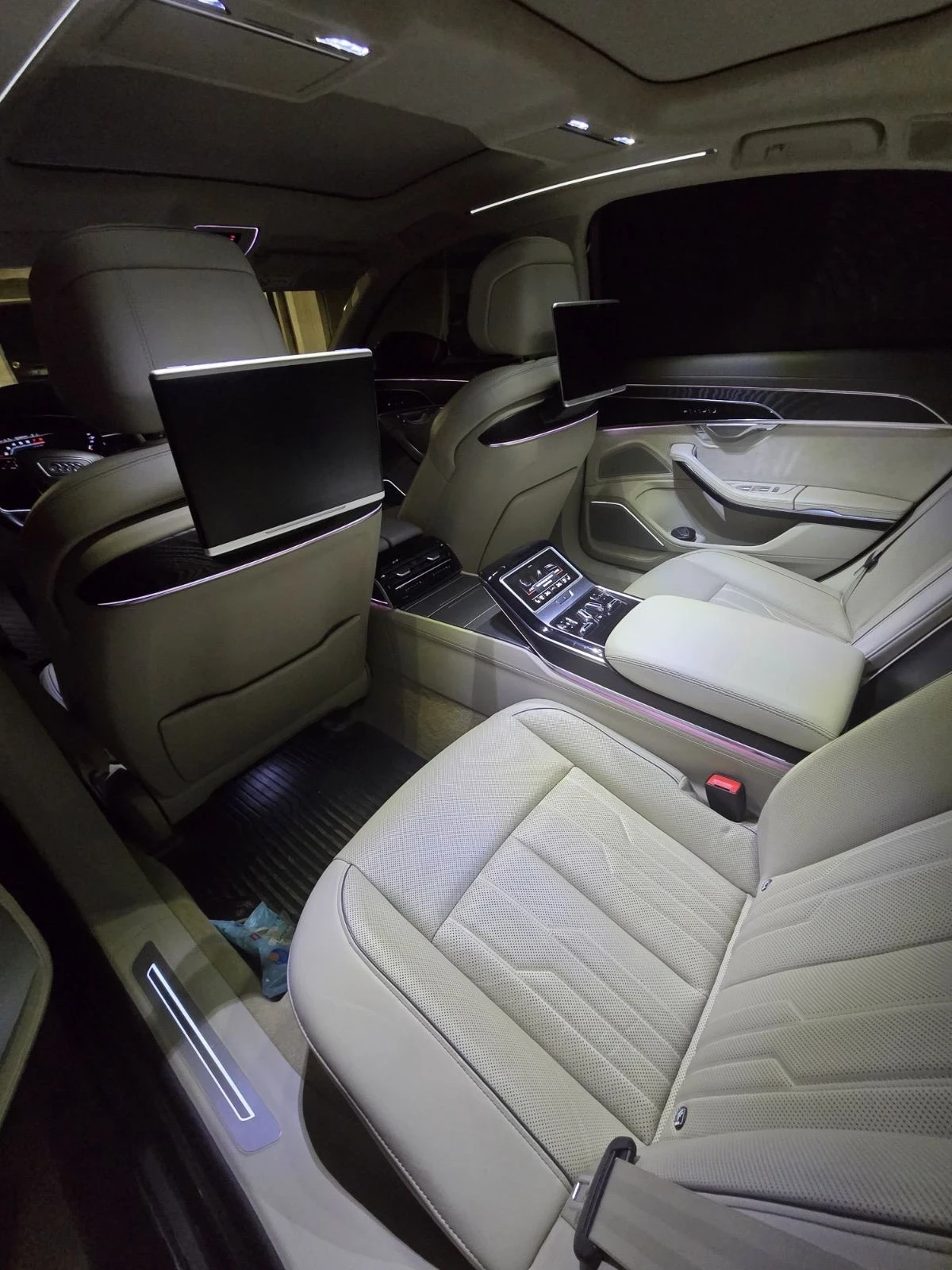 Audi A8 55TFS long - изображение 9