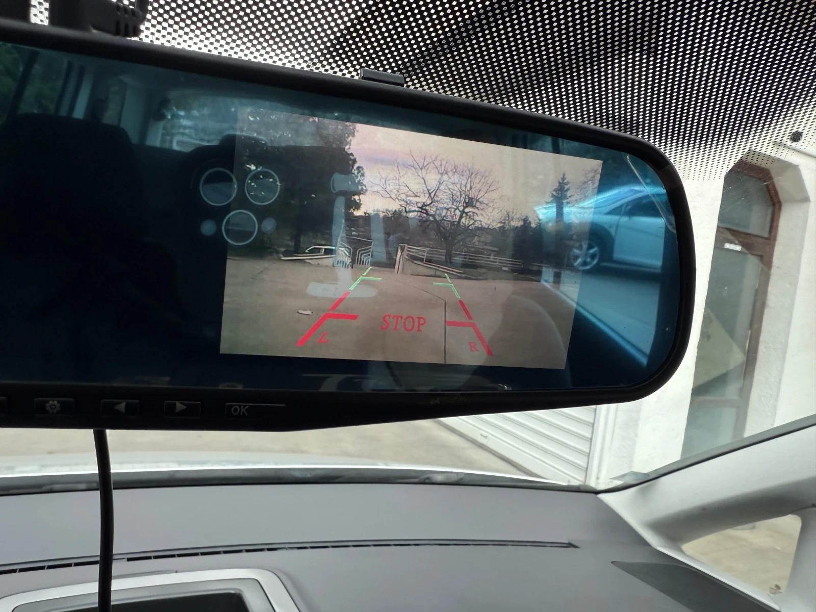 VW Touran 1.6i* 7-местен*  - изображение 10