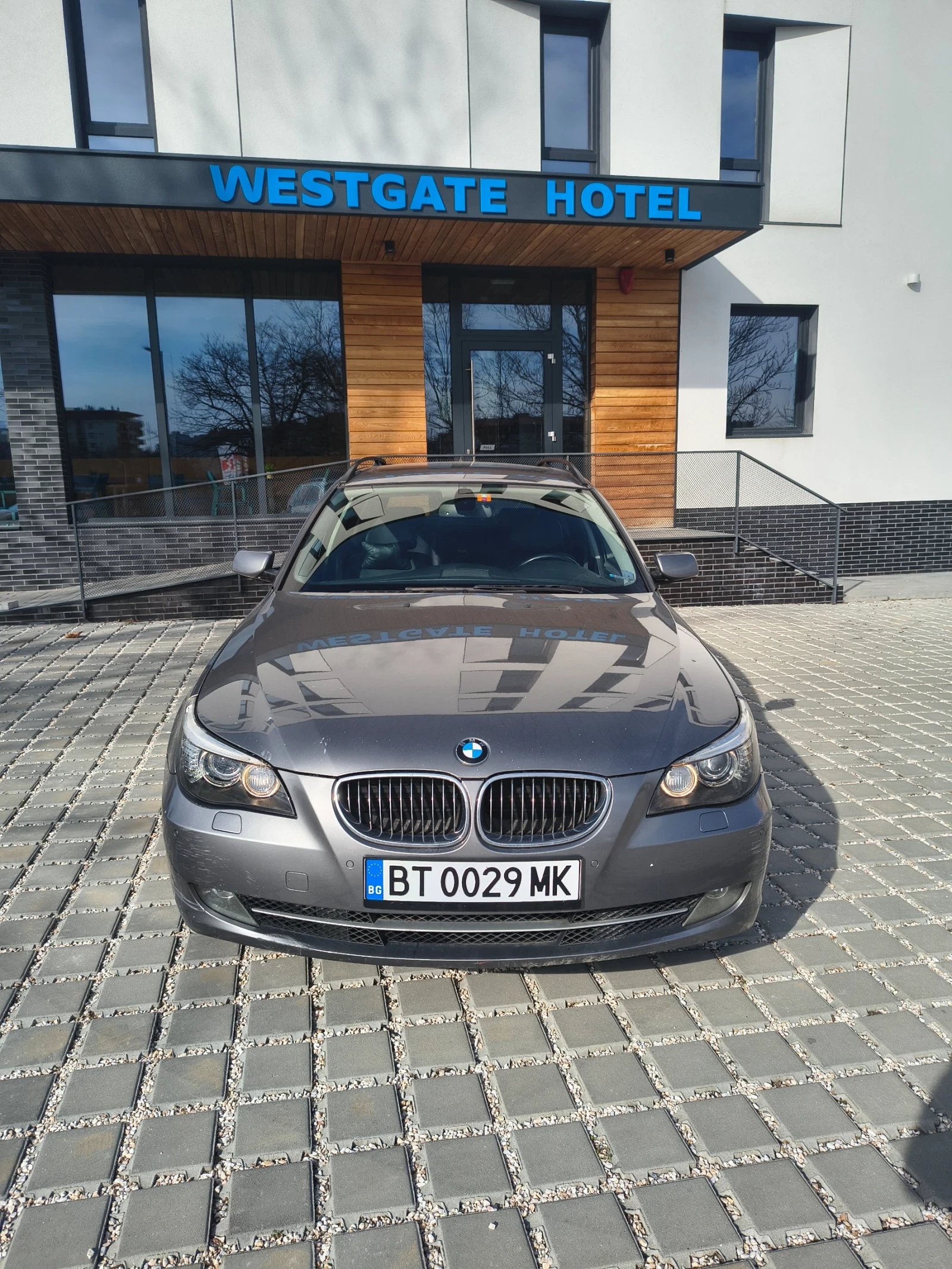BMW 525 525D Face