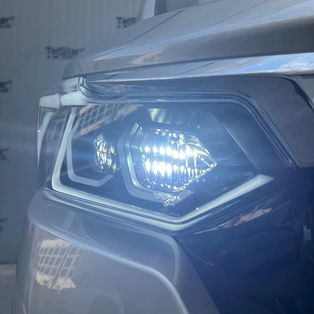 TelStar X1 M, снимка 9 - Автомобили и джипове - 53733261