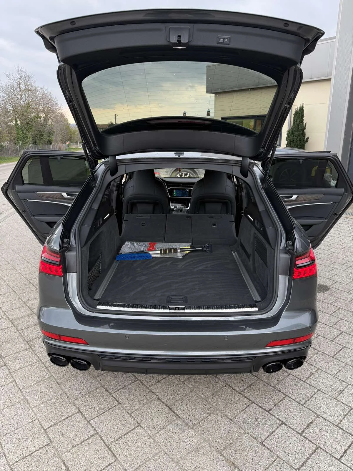 Audi S6 C8 3х S-line * Matrix* * B&O* * Shadow Line* , снимка 14 - Автомобили и джипове - 53999485