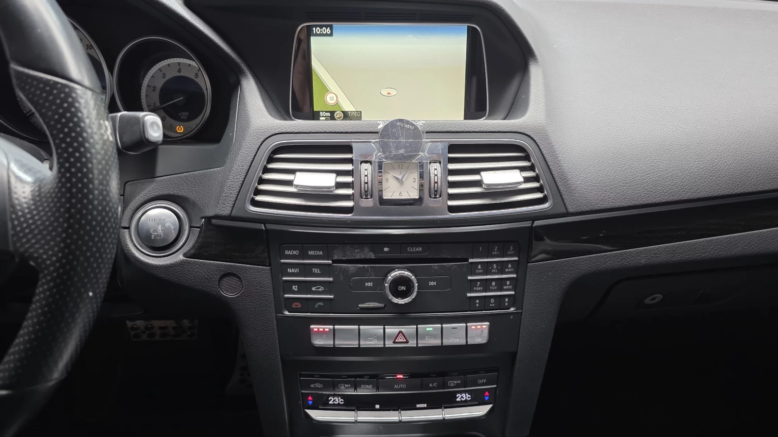 Mercedes-Benz E 200 FACELIFT* BLCK OPTIC* Pirelli P Zero* КРАЙНА ЦЕНА, снимка 12 - Автомобили и джипове - 54080866