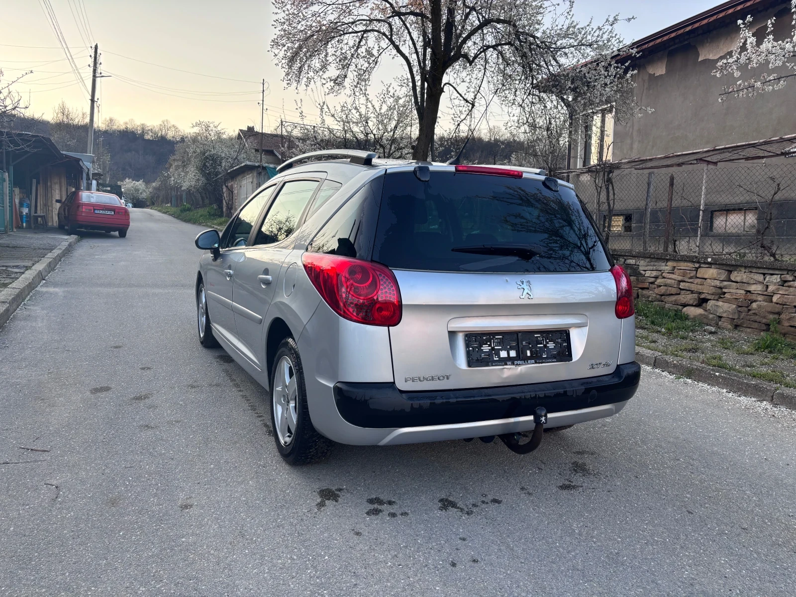 Peugeot 207 207 1.4 I SW, снимка 10 - Автомобили и джипове - 54100582