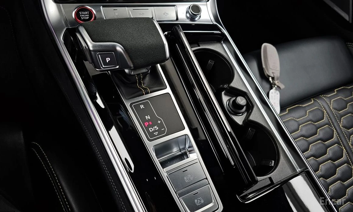 Audi Rs6 * 4.0TFSI* QUATTRO* AVANT* PERFORMANCE* КРАЙНА ЦЕН, снимка 9 - Автомобили и джипове - 54129592