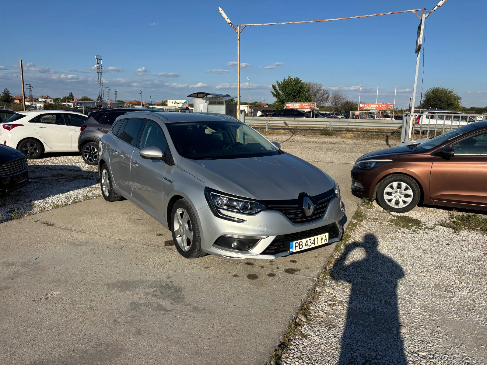 Renault Megane АВТОМАТ, снимка 2 - Автомобили и джипове - 54157558