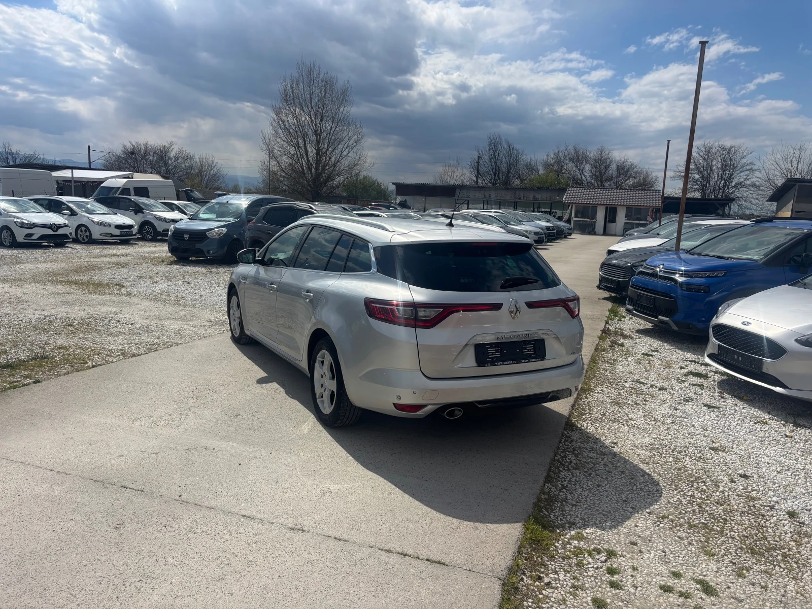 Renault Megane, снимка 4 - Автомобили и джипове - 54157558