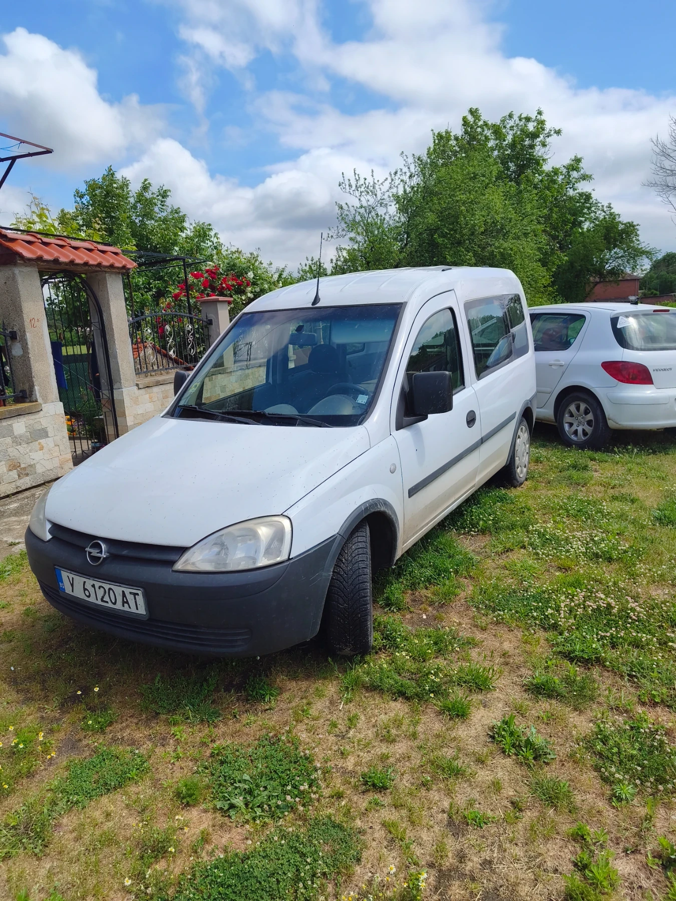 Opel Combo, снимка 2 - Автомобили и джипове - 54656916