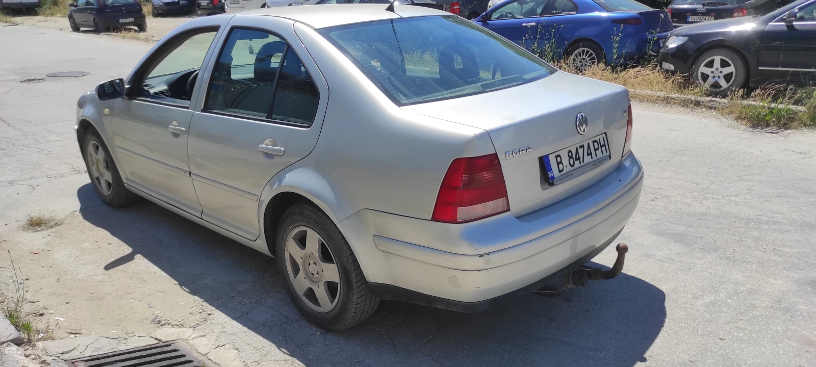 VW Bora 1.6 i, снимка 4 - Автомобили и джипове - 55064362