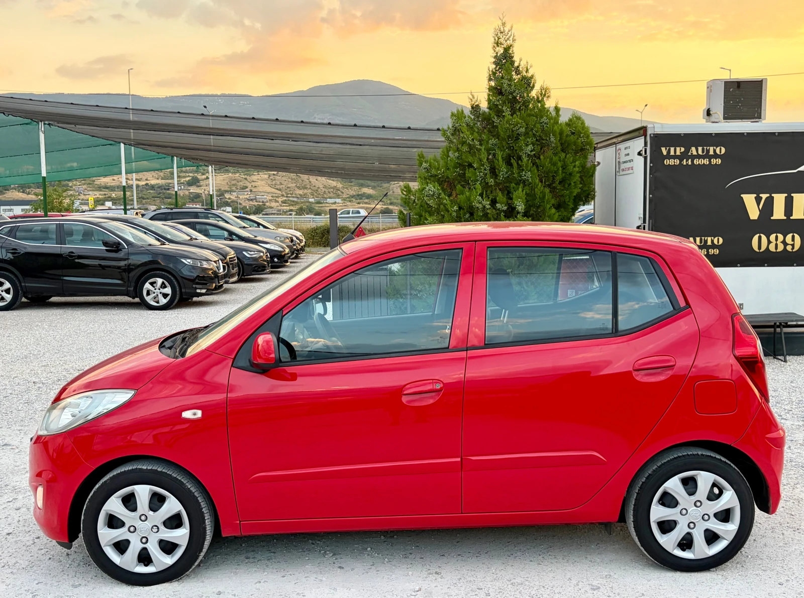 Hyundai I10 1.1i КЛИМАТИК ИТАЛИЯ , 4 ЦИЛИНДЪРА EURO 5, снимка 6 - Автомобили и джипове - 55567217