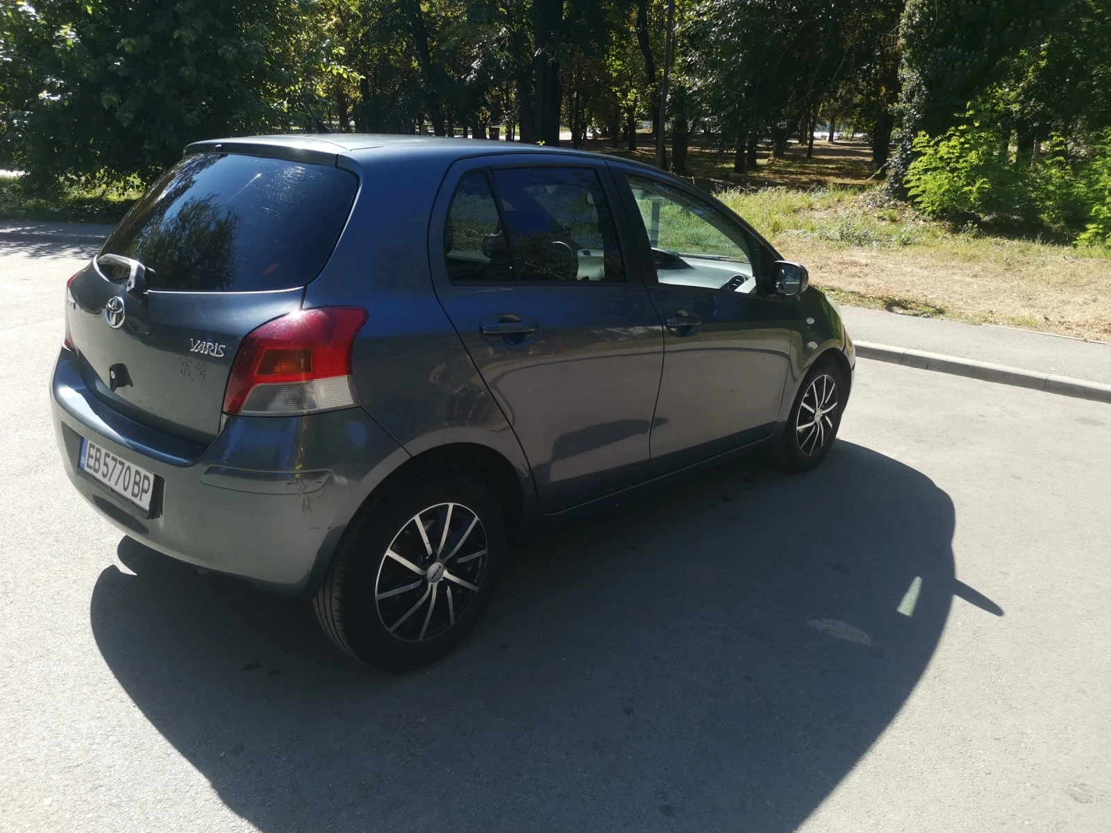 Toyota Yaris, снимка 5 - Автомобили и джипове - 56117341