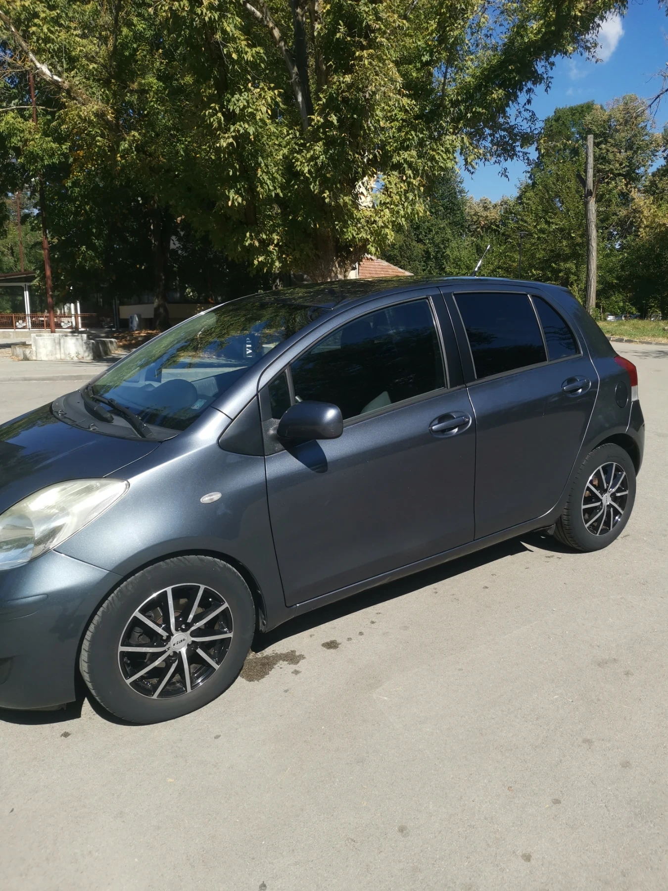 Toyota Yaris, снимка 6 - Автомобили и джипове - 56117341