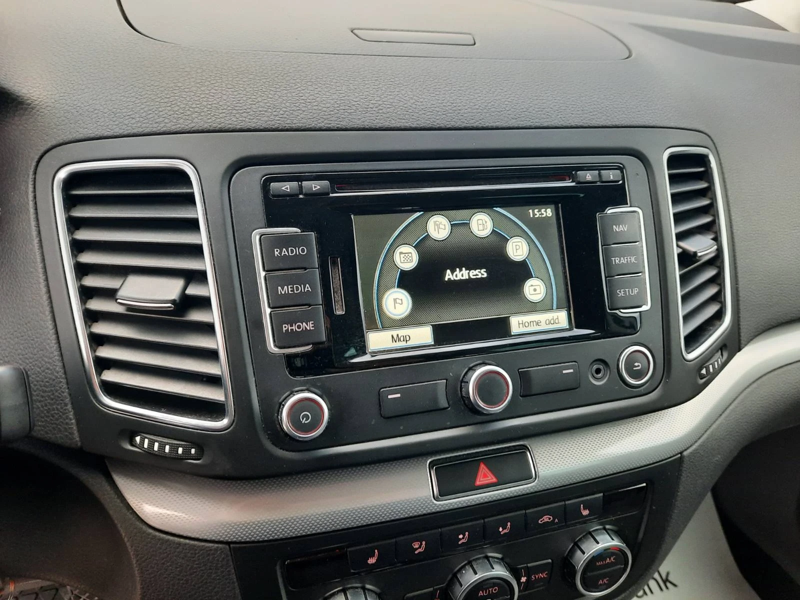 VW Sharan, снимка 5 - Автомобили и джипове - 56364243